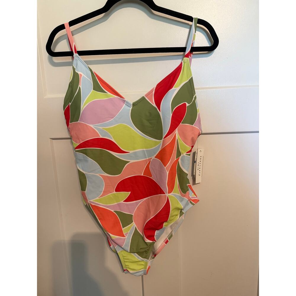Sanctuary Swim NWT Women’s size L/XL one piece swimsuit